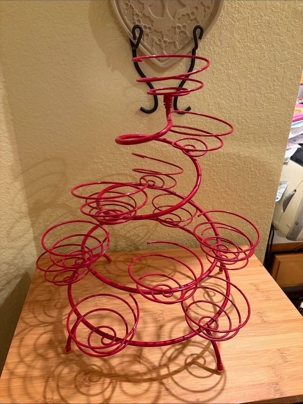Red Spiral Metal Cupcake Stand